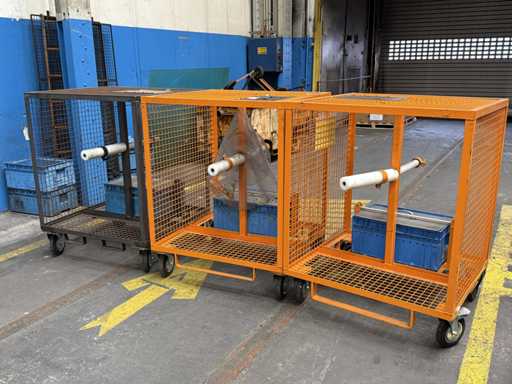   3 boîtiers maillés mobiles