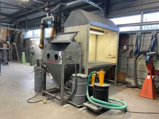 Cabina per la scavatura con mobile abrasivo