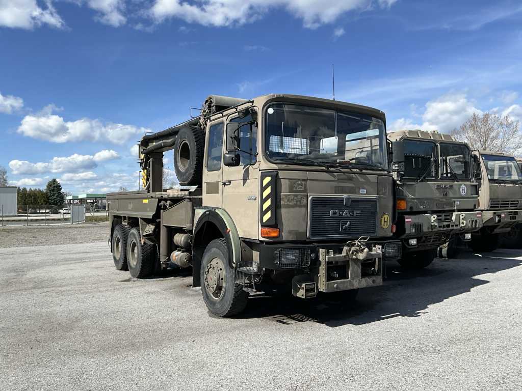 1987 ÖAF 32.281 Crane vehicle