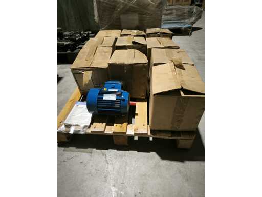 RADE KONCAR 5AZ 80 A2 El. Motors ( 11 stuks)