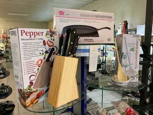 Various kitchen supplies