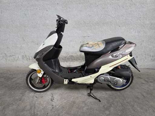 Modena - Snorscooter - Speedy - Brommer