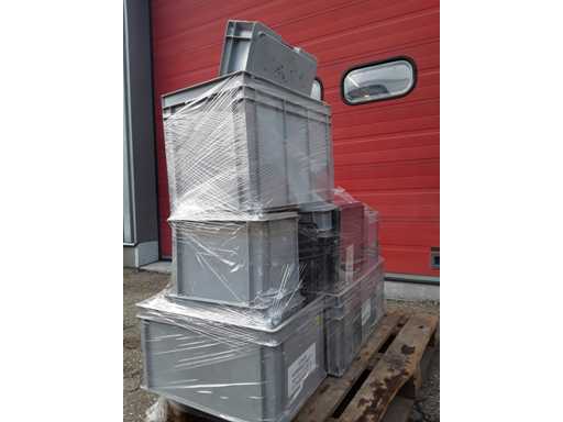 Lot lege dozen - Brandweermateriaal