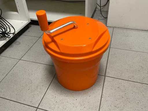 Dynamic Slacentrifuge