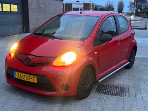 Toyota Aygo 1.0 VVT i Access, 36-ZKF-7