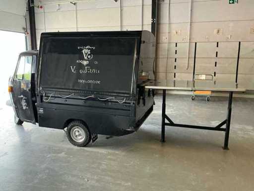 Veto Trailers mobiele foodcart met 2-takt benzinemotor