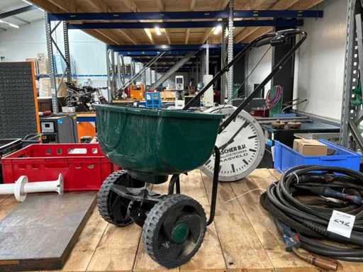 Salt spreader