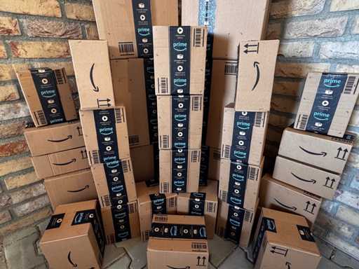 Paquets Amazon (30 paquets) - Neufs et dans leur emballage d’origine !