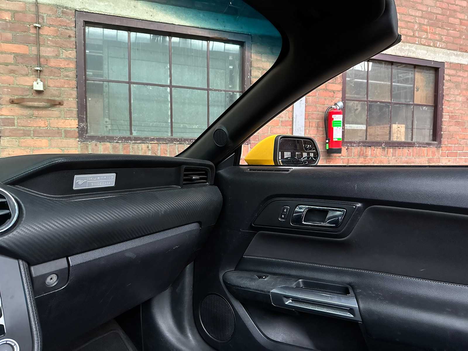 Ford Mustang 3.7 V6 300pk 2014 Cabriolet