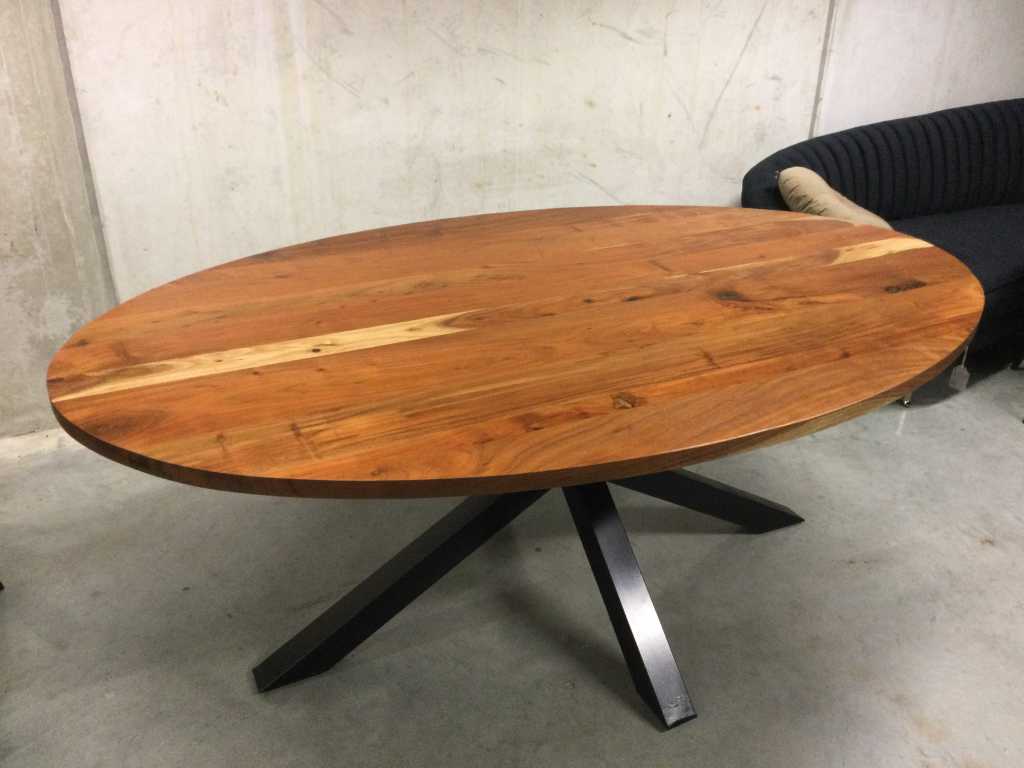 1 x Table Solid Acacia 
