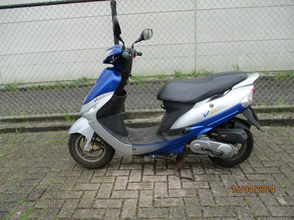 Peugeot - Moped - V-Click - Scooter