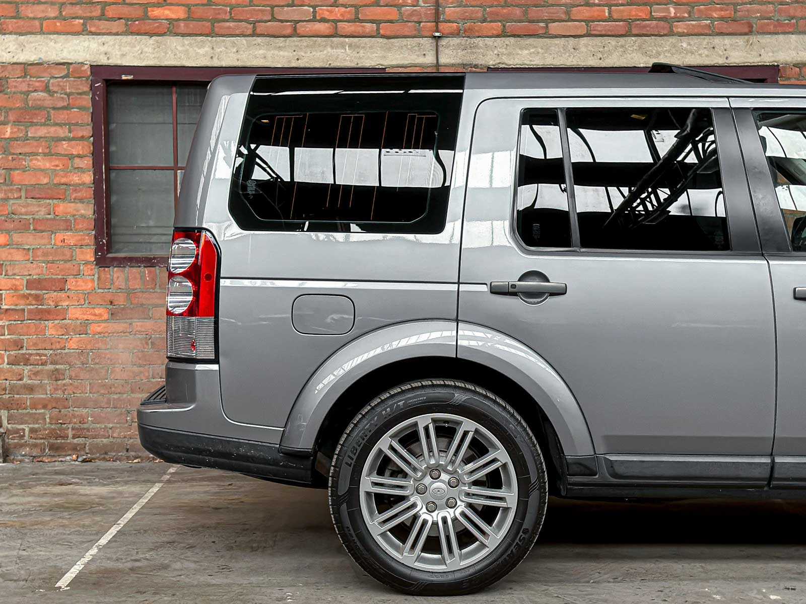 Land Rover Discovery 4 5.0 V8 HSE 375pk 2013 7-Persoons, JFF-48-V