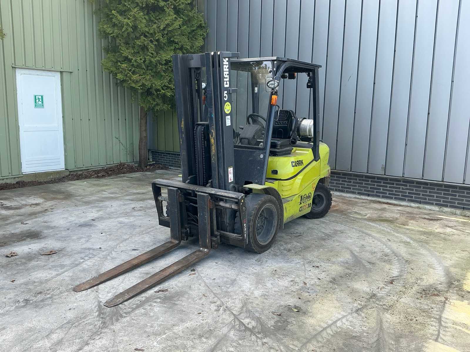 2018 – Clark GTS 30L – wózek widłowy