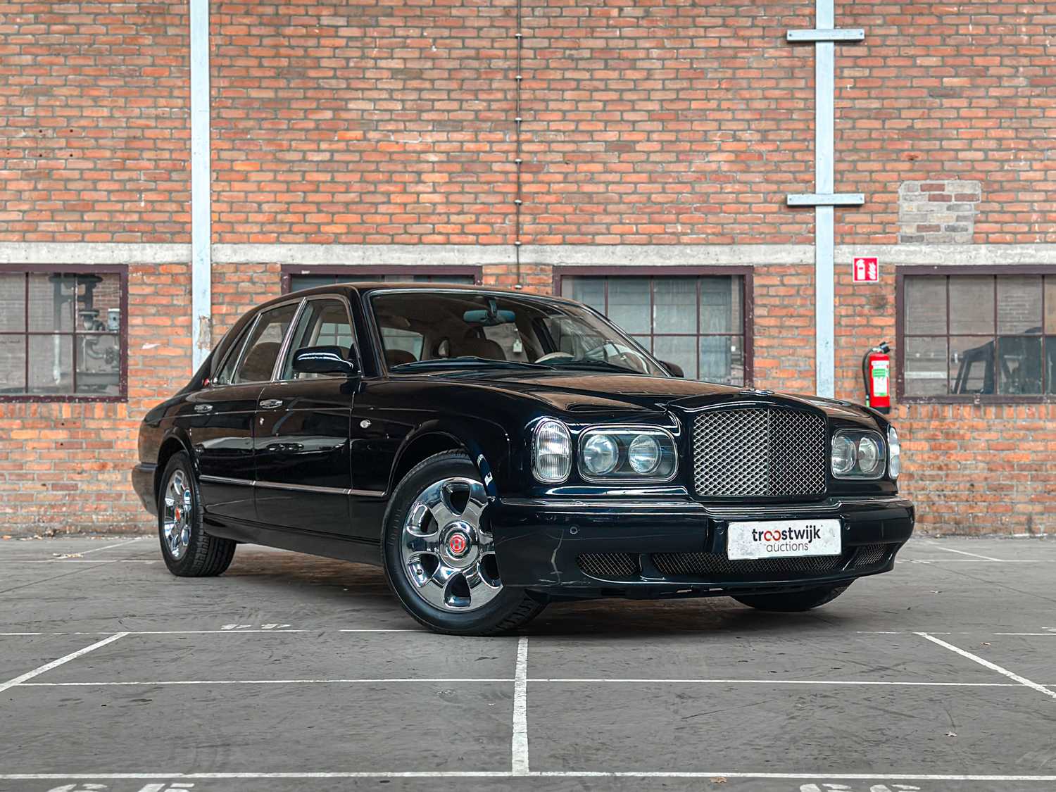 Bentley Arnage 6.8 V8 Red Label 405PK 2001 (Origineel-NL), 31-GN-KD