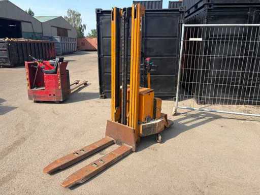 Sichelschmidt Stacker