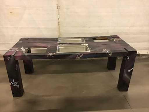 Tavolo bevande in legno UFO nero