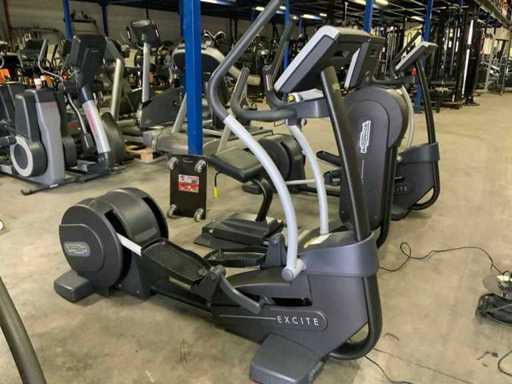 Technogym Excite synchro visioweb Crosstrainer