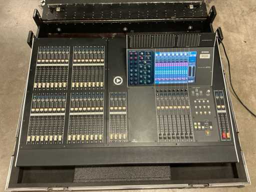 YAMAHA MC7CL 32 - Mixer