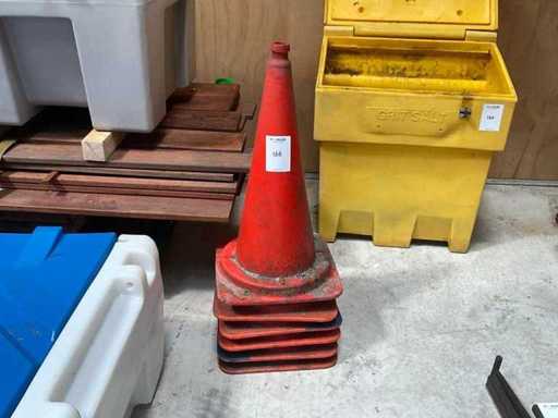 Marker cone (4x)
