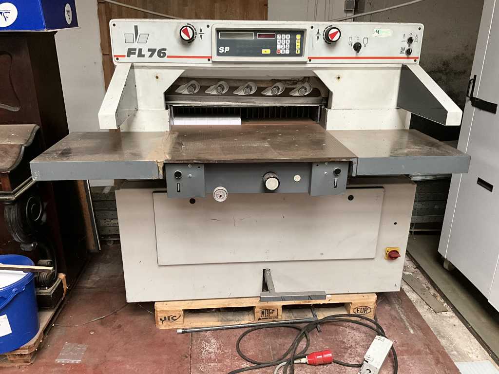 Graphic Cutting Machine 