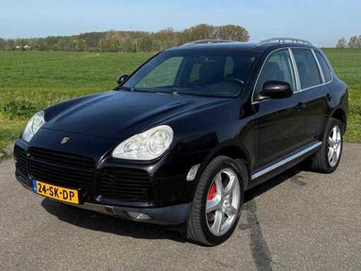 2004 Porsche Cayenne 4.5 Turbo Passenger Car