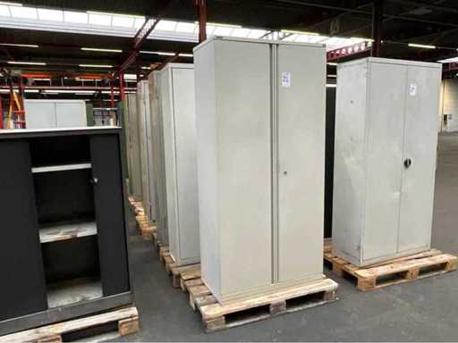 Diverse dulapuri de dosare (10x)