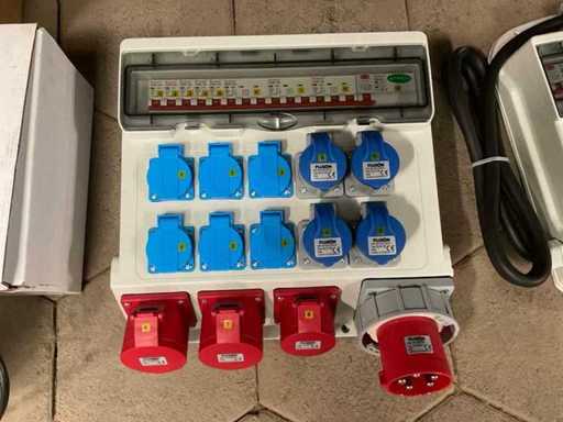 Fluxon Wandverdeelkast