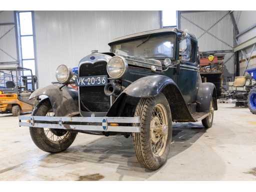 Ford - A coupé - Classic cars >15