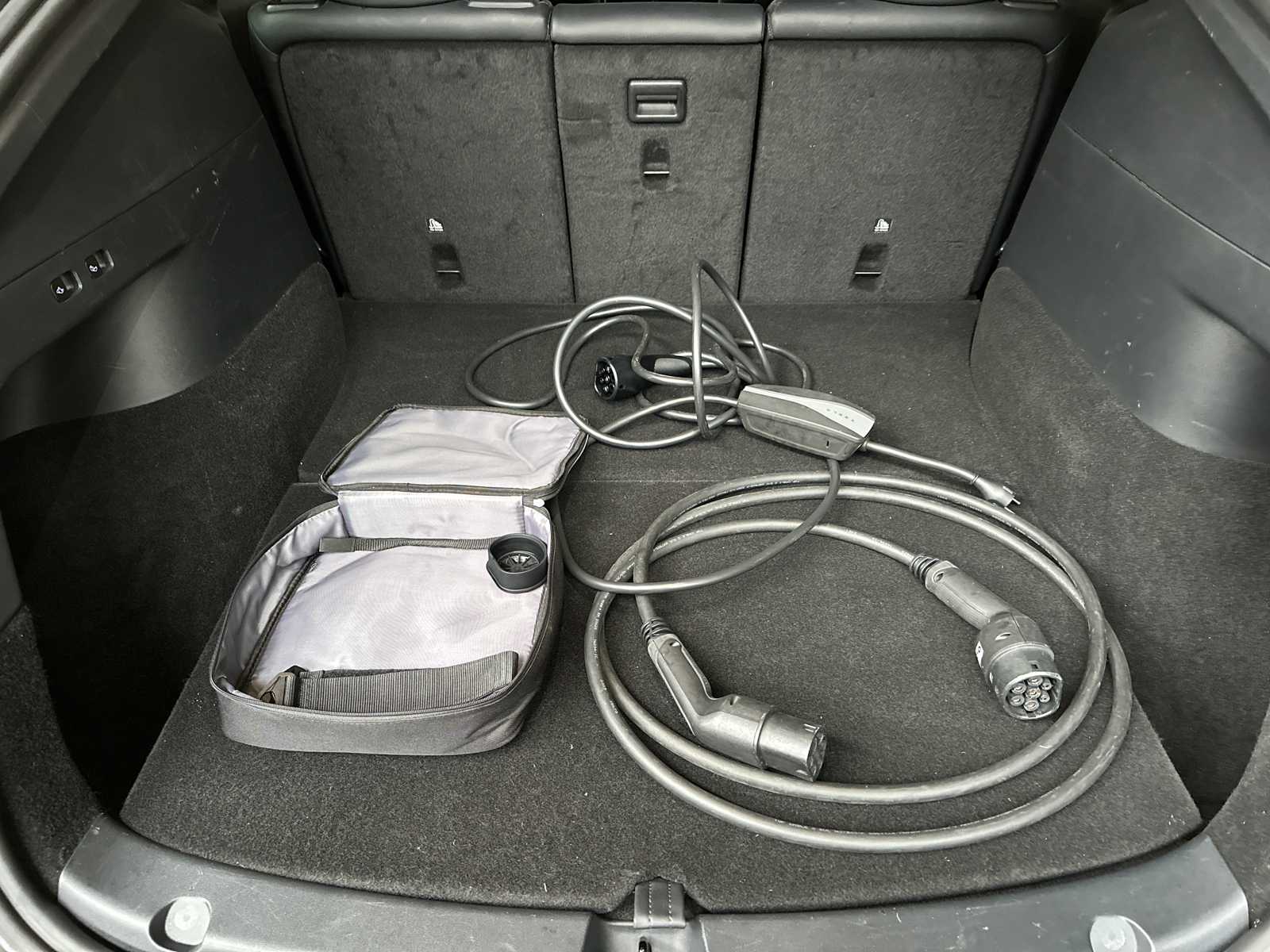 Tesla Model Y Long Range AWD 75kWh 351pk 2021, N-842-RT