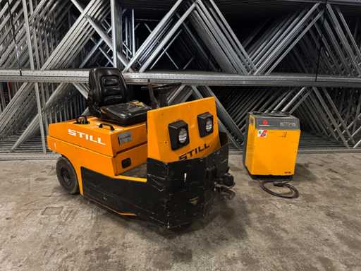 Still - R06-06 - Terminaltraktor