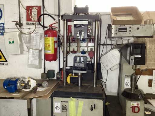 METRO COM Presse Excentrique