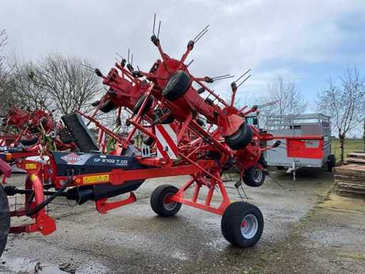 2013 Kuhn GF 8702 T GII Schudder