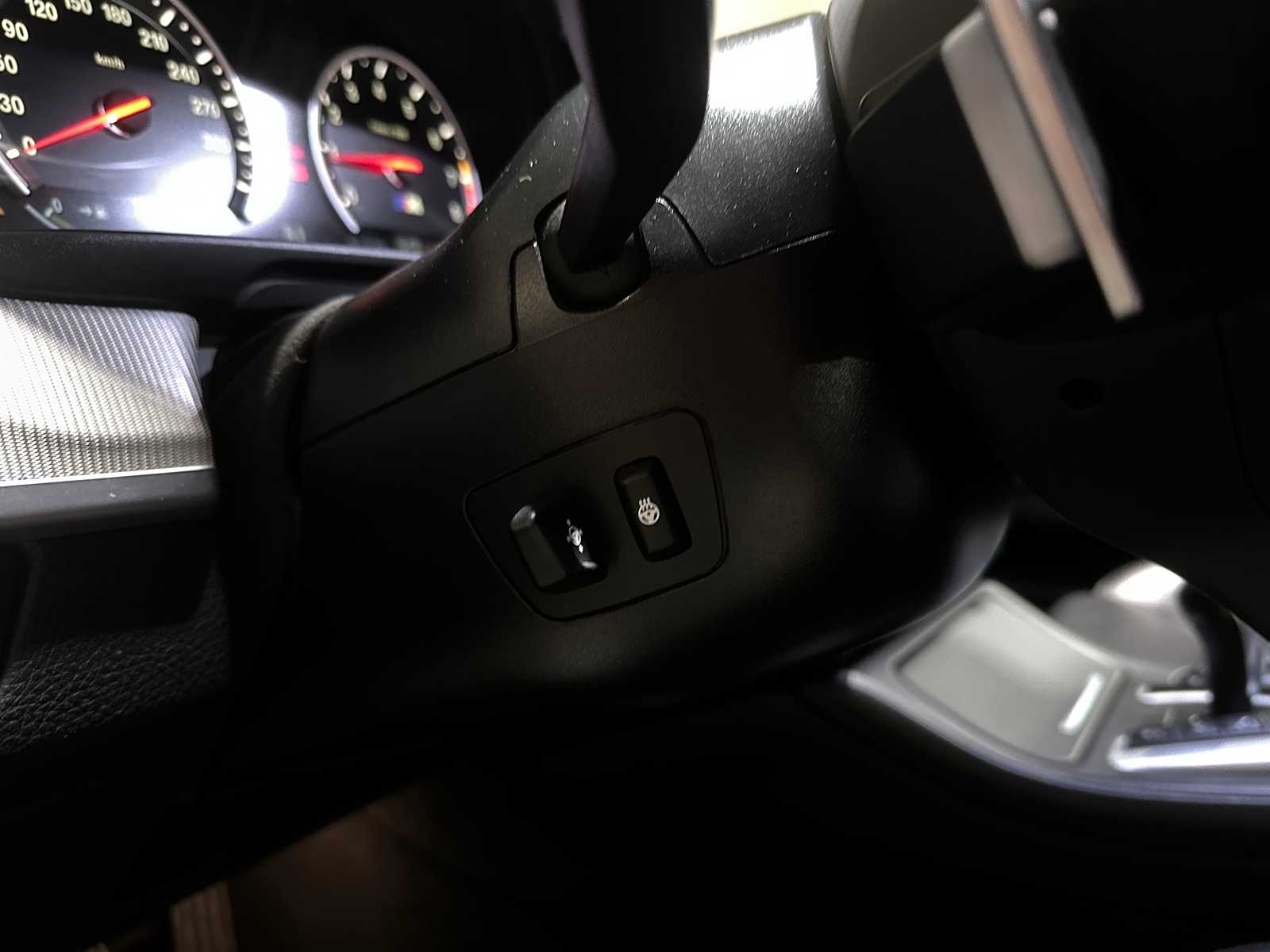 BMW M5 F10 4.4 V8 560PK 2014 5-Series, 3-ZLJ-94