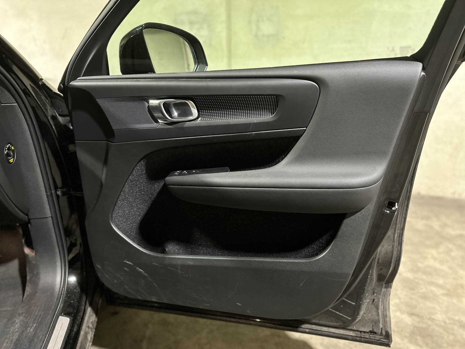 Volvo XC40 Recharge P8 AWD 408pk 2020 (Origineel-NL + 1e eigenaar), K-432-DP