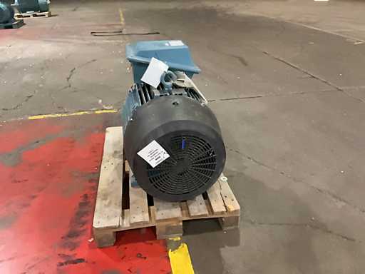 2016 Silnik elektryczny ABB 45kW