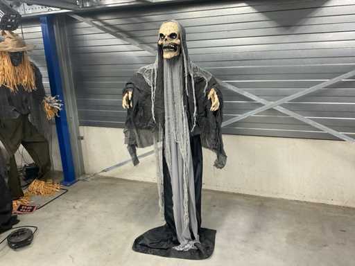 Animatronic skeleton