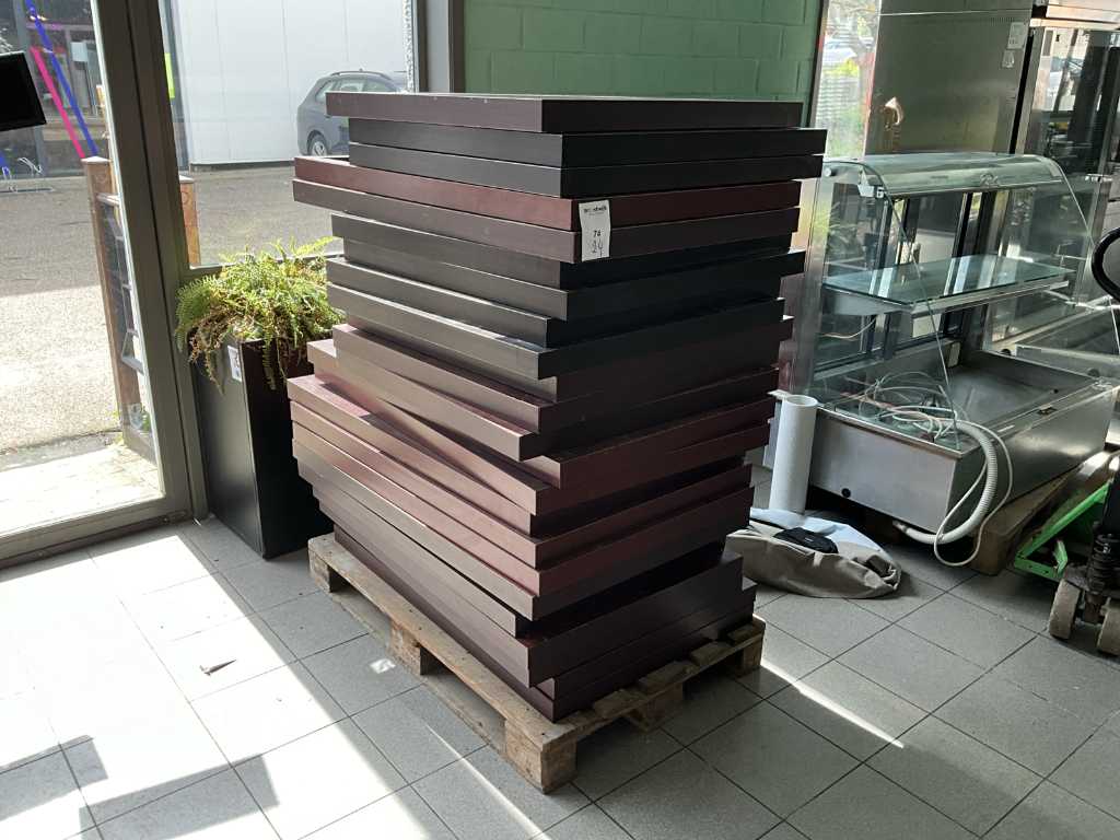 Various table tablets (24x)