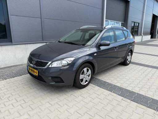 Kia - CEE'd - 1.4 CVVT X-tra - Pkw - 2010