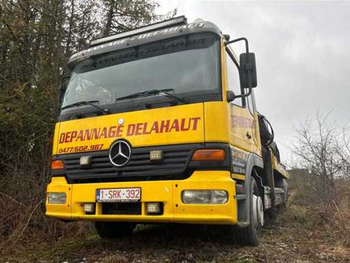 2001 Mercedes Tow Truck