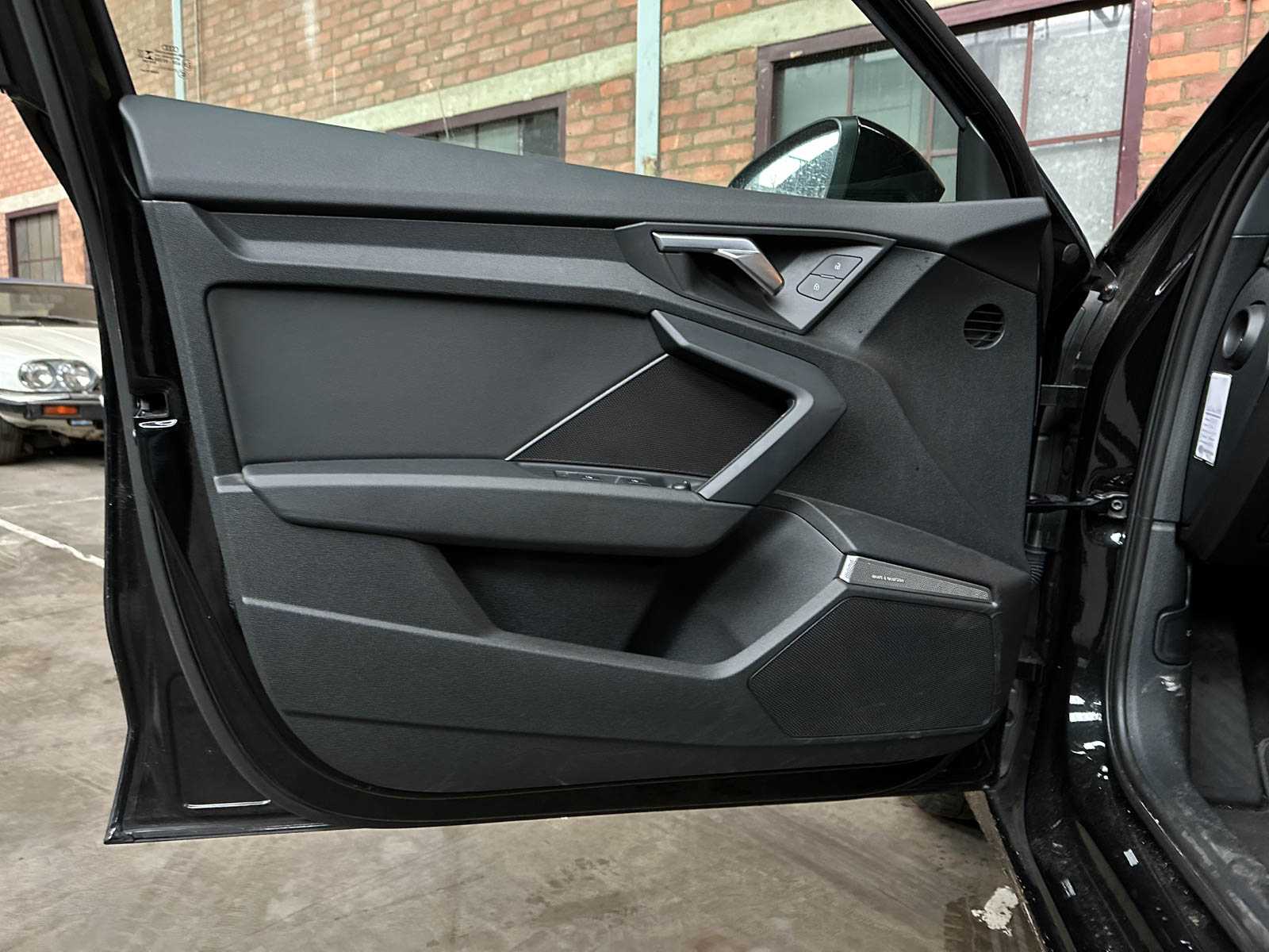 Audi A3 Limousine 30 TFSI S Edition 110pk 2021, Z-259-RT