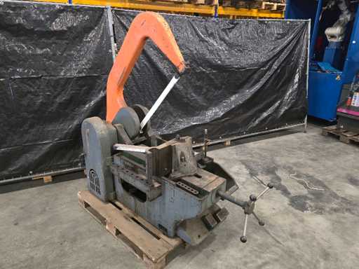 Kasto - Hacksaw Machine