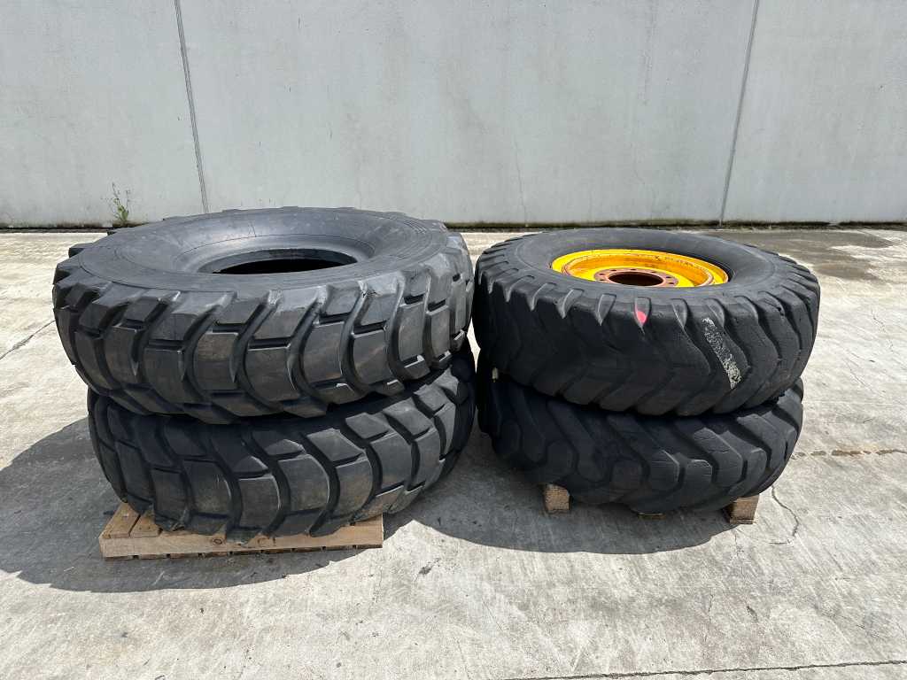 4 dumper tyres