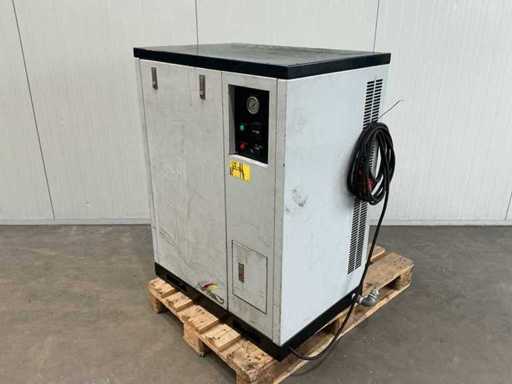 Muffled piston compressor noise