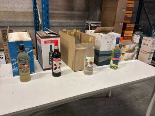 Lotto di vari distillati