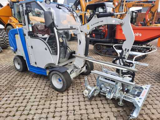 Construction machinery, small and handheld equipment as well as garden and landscape equipment