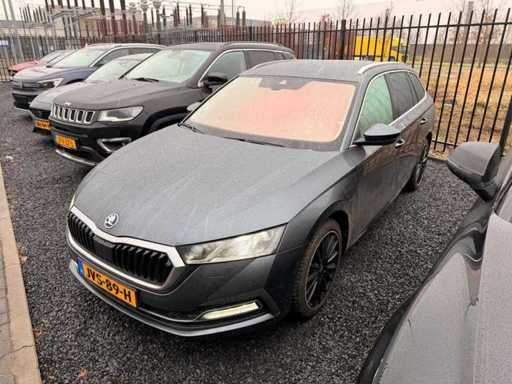 Skoda - 2021 - Octavia Combi - 1.4 TSI iV BnsEdPlus - JVS-89-H