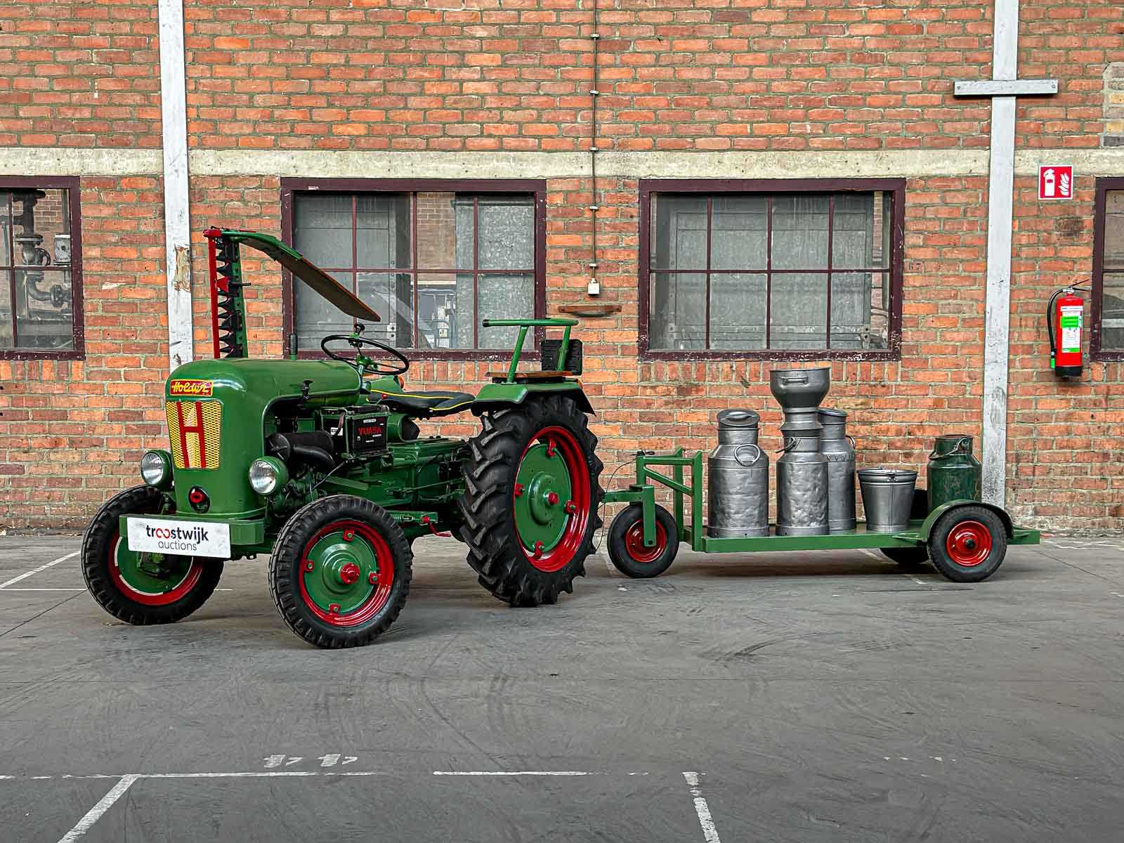 Holder 1955 1-Cilinder Oldtimer Tractor + Originele Melkwagen, TRH-44-X