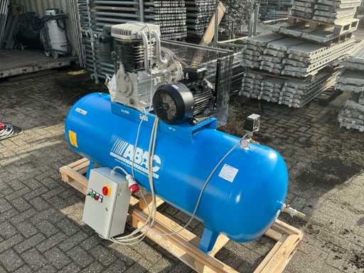 2018 ABAC PRO B7900 500 FT10 YD Luchtcompressor