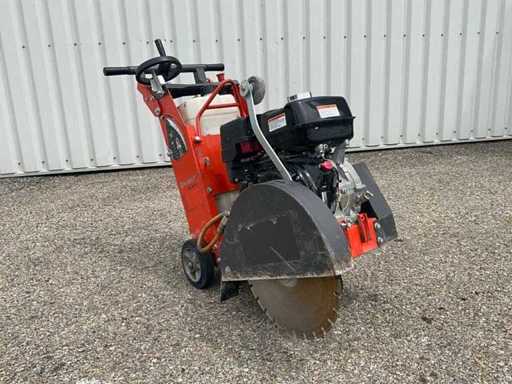 Ferăstrăul pentru beton Husquarna FS400LV 2022