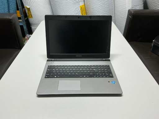 Ordinateur portable Medion Akoya